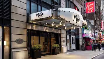 Doubletree by hilton new york time square south